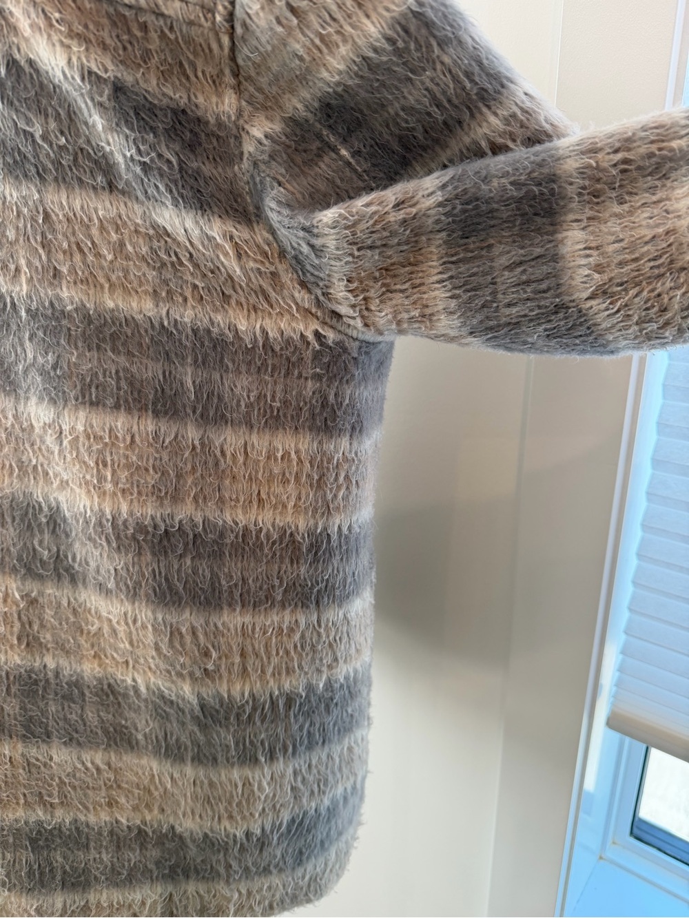 Frank & Oak Plush Plaid Button-Up Jacket in Beige and Gray - Picture 5 of 12
